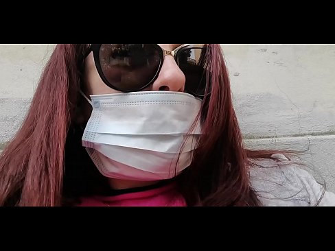 ❤️ Nicoletta yn dial ar ei chymydog ac yn pees yn ei garej (Cwarantîn Eidalaidd Arbennig Covid19) ❤ Porn porno super wrthon ni ❤