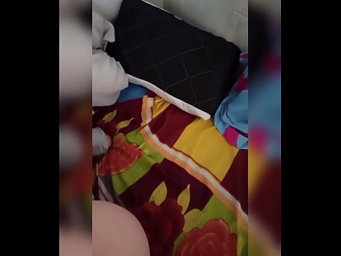 ❤️ Mae fy ffrind ystafell yn aros adref ar ei ben ei hun oherwydd bod ei gŵr yn mynd ar wyliau ac rwy'n cymryd y cyfle i'w ffycin a llenwi ei ass â llaeth ❤ Porn porno super wrthon ni ❤