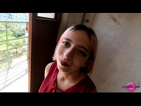 ❤️ Myfyriwr Synhwyrol Sugno Dieithryn yn yr Outback - Cum Ar Ei Wyneb ❤ Porn porno super wrthon ni ❤